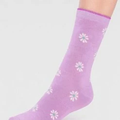 Korting 🔥 Thought Bamboe Damessokken In Cadeaudoos - Maeve Floral 🛒 -Beenmode Verkoop 550x671 2