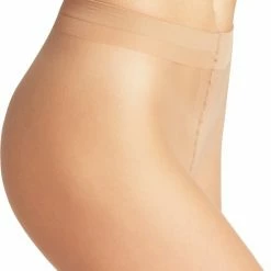 Groothandel 😀 FALKE Shelina Hoge Kwaliteit Onzichtbaar Zacht Comfortabel Glanzend Elegant Nylon Zonder Motief Ultra Sheer 12 Denier Beige Dames Panty - Maat M 🤩 -Beenmode Verkoop 550x707 2