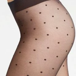 Groothandel ⌛ FALKE Dot Transparent Met Motief Fijn Elegant Matt Comfortabel Zacht Ultra Sheer 15 Denier Zwart Dames Panty - Maat M 🌟 -Beenmode Verkoop 550x821
